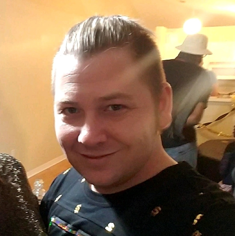 Meet your Posher, Jason